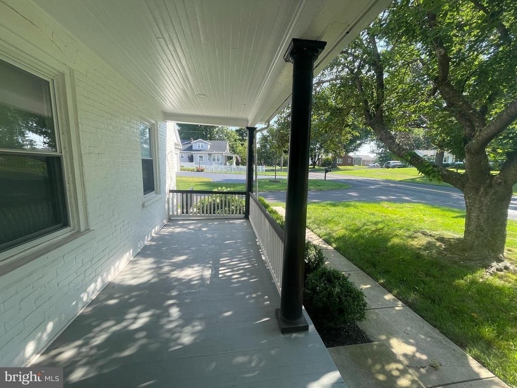 233 Morwood Road - Photo 2