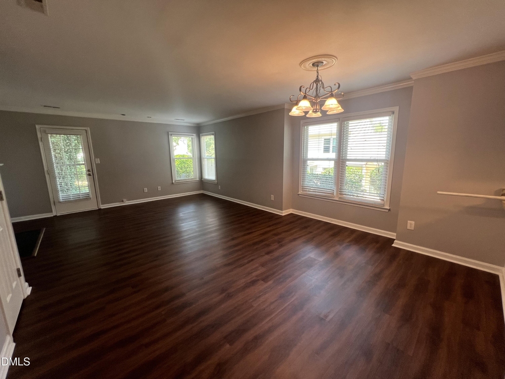 4460 Roller Court - Photo 5
