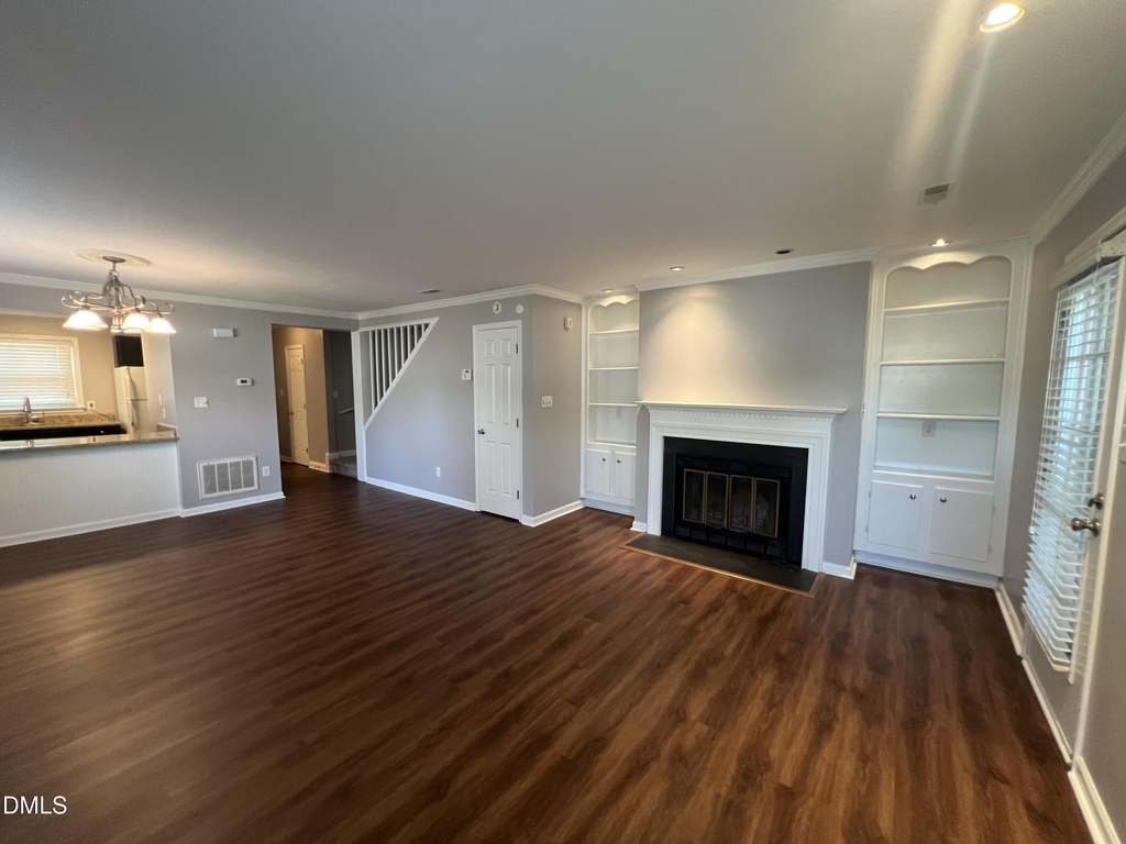 4460 Roller Court - Photo 8