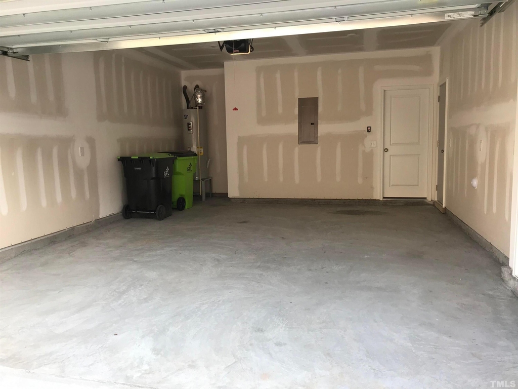 1042 Commack Drive - Photo 16
