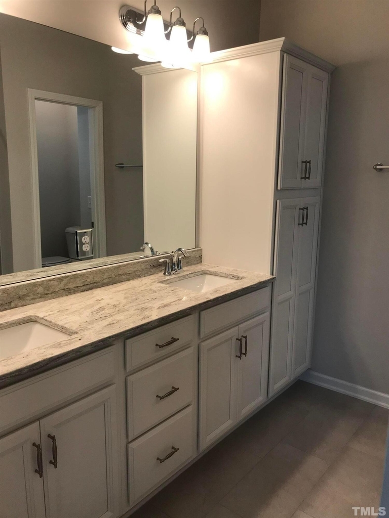 1042 Commack Drive - Photo 8