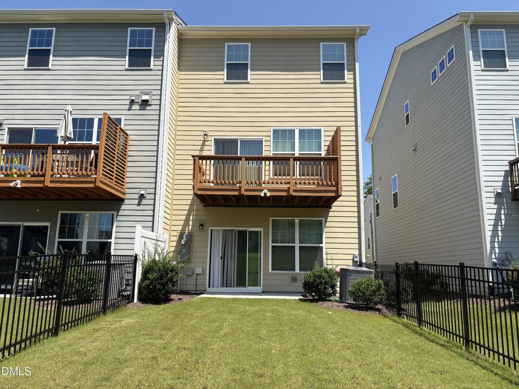 1042 Commack Drive - Photo 22