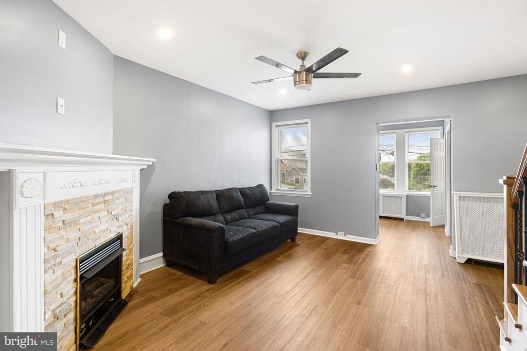 7818 Lennox Road - Photo 9