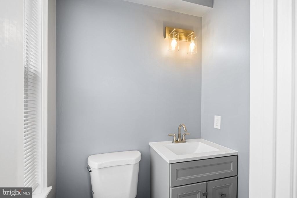 7818 Lennox Road - Photo 15