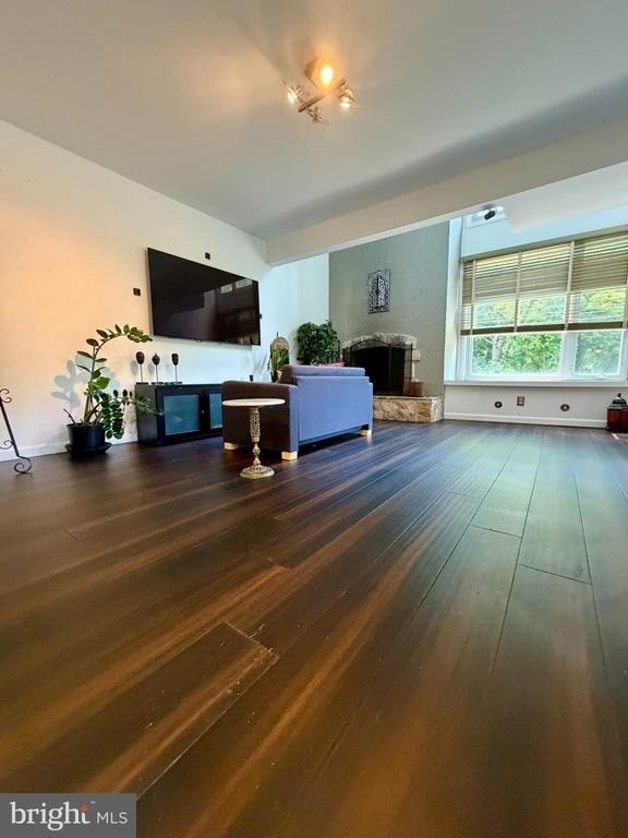 274 W Chelsea Circle - Photo 5