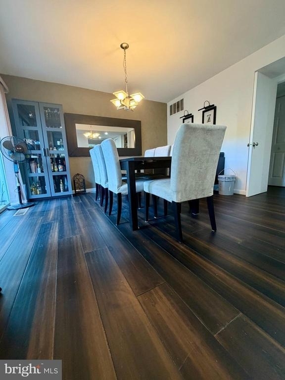 274 W Chelsea Circle - Photo 3