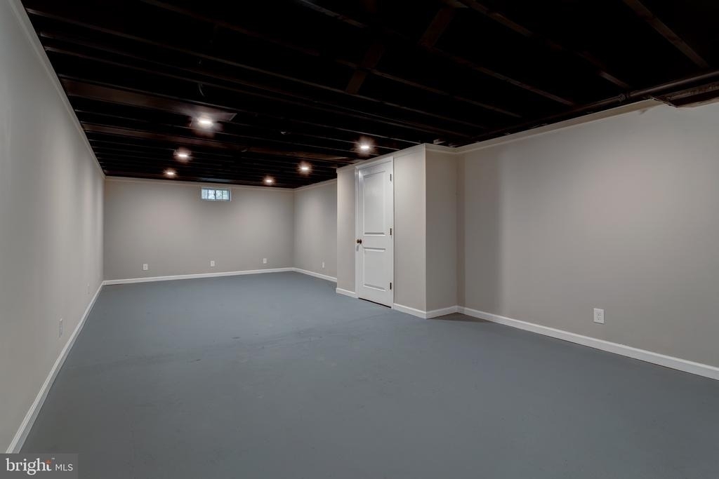 308 Lenox Road - Photo 20