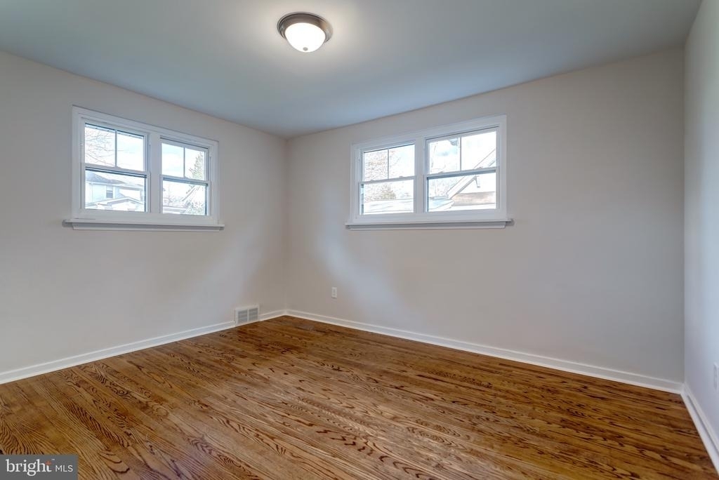 308 Lenox Road - Photo 15