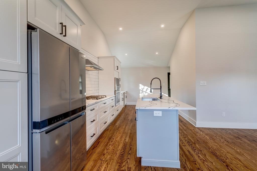 308 Lenox Road - Photo 7