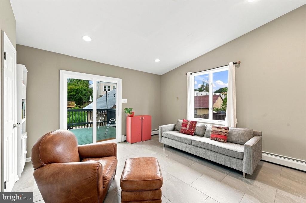 610 Woodcrest Avenue - Photo 13