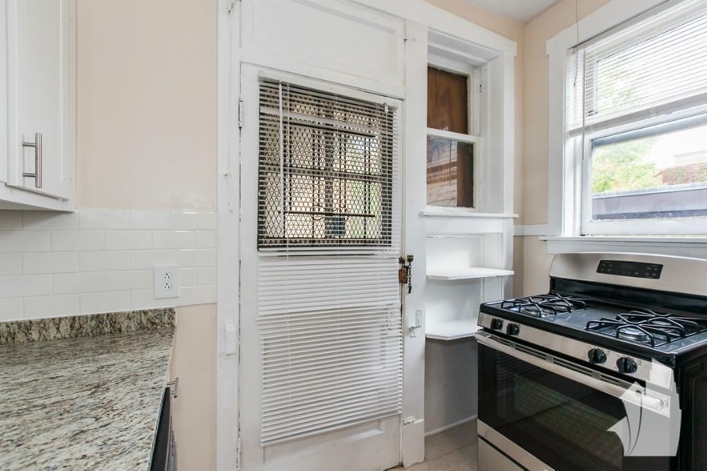 630-38 W Arlington Pl - Photo 7