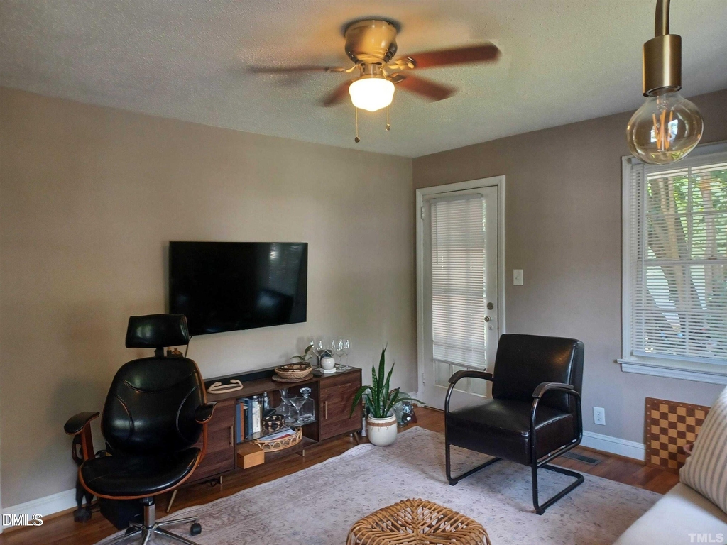 706 Van Buren Road - Photo 11