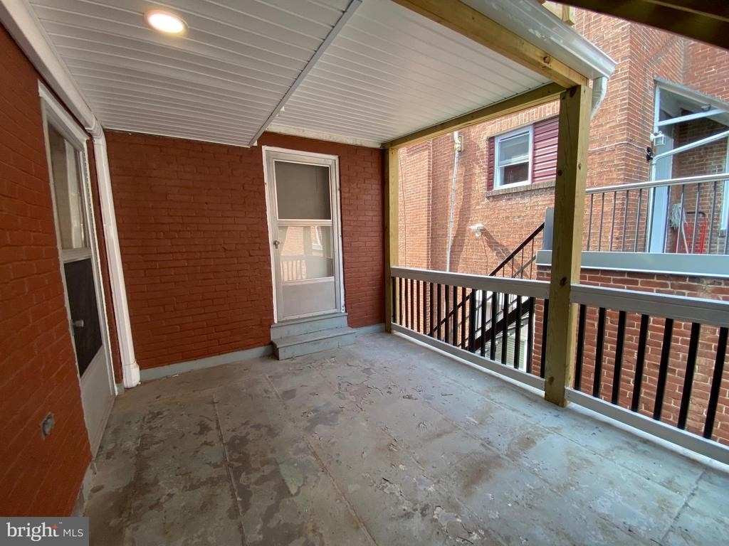209 N Hanover Street - Photo 0