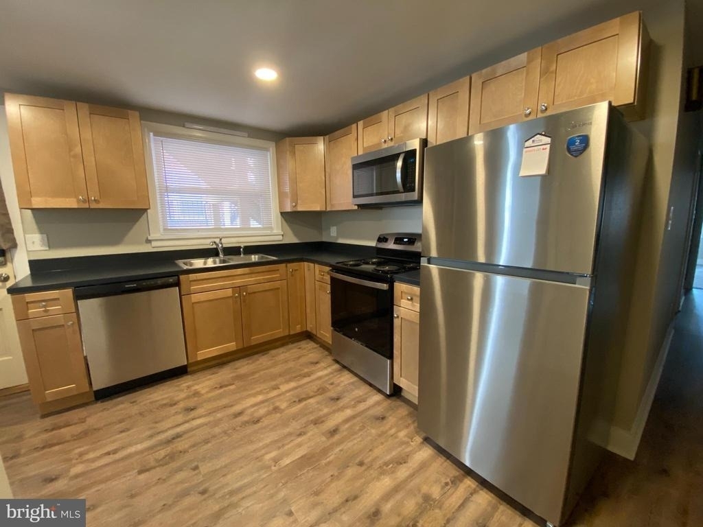 209 N Hanover Street - Photo 5
