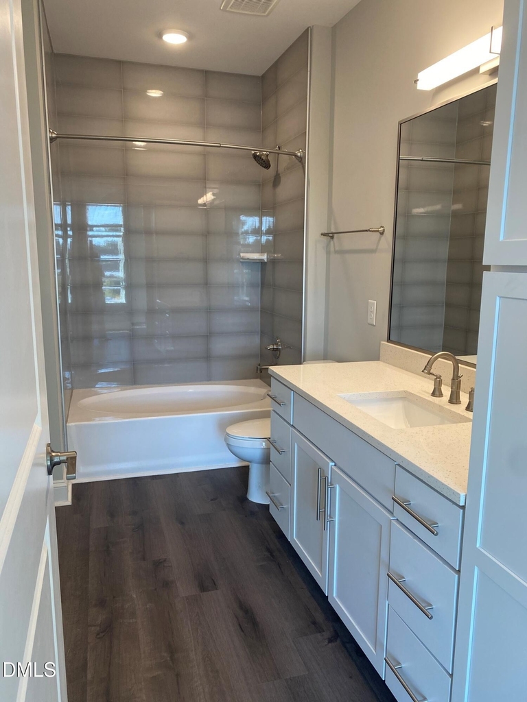 414 S White Street - Photo 4