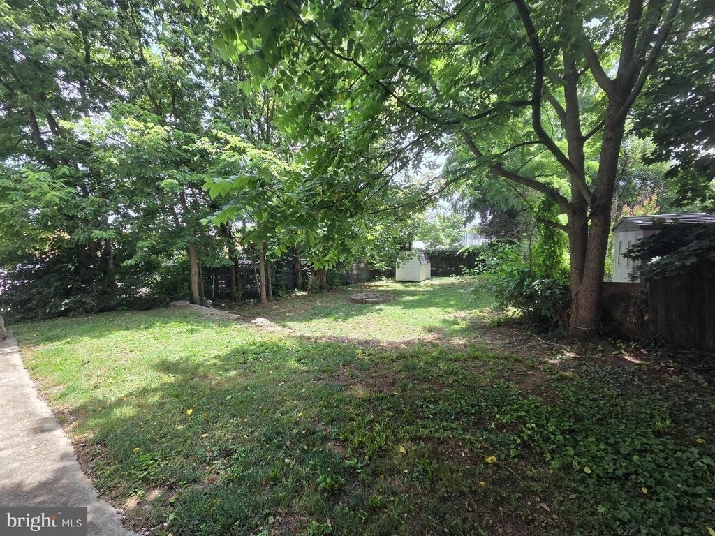560 W North Street - Photo 20
