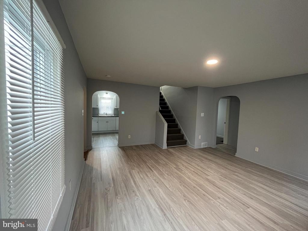 560 W North Street - Photo 4