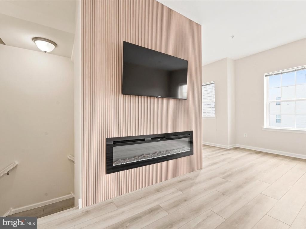145 Mercer Court - Photo 15