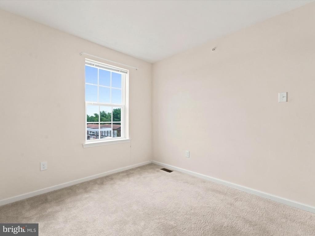 145 Mercer Court - Photo 21
