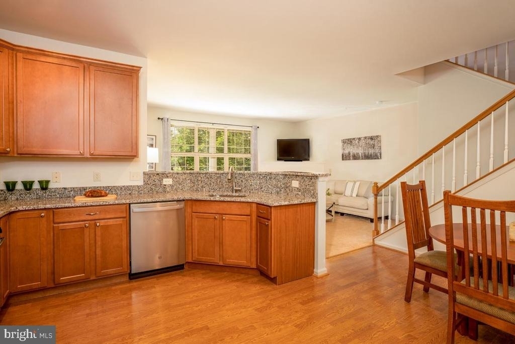 1202 Blackberry Court - Photo 2
