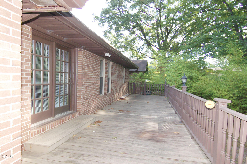 706 Smedes Place - Photo 18
