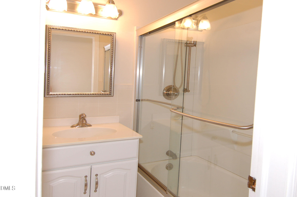 706 Smedes Place - Photo 8