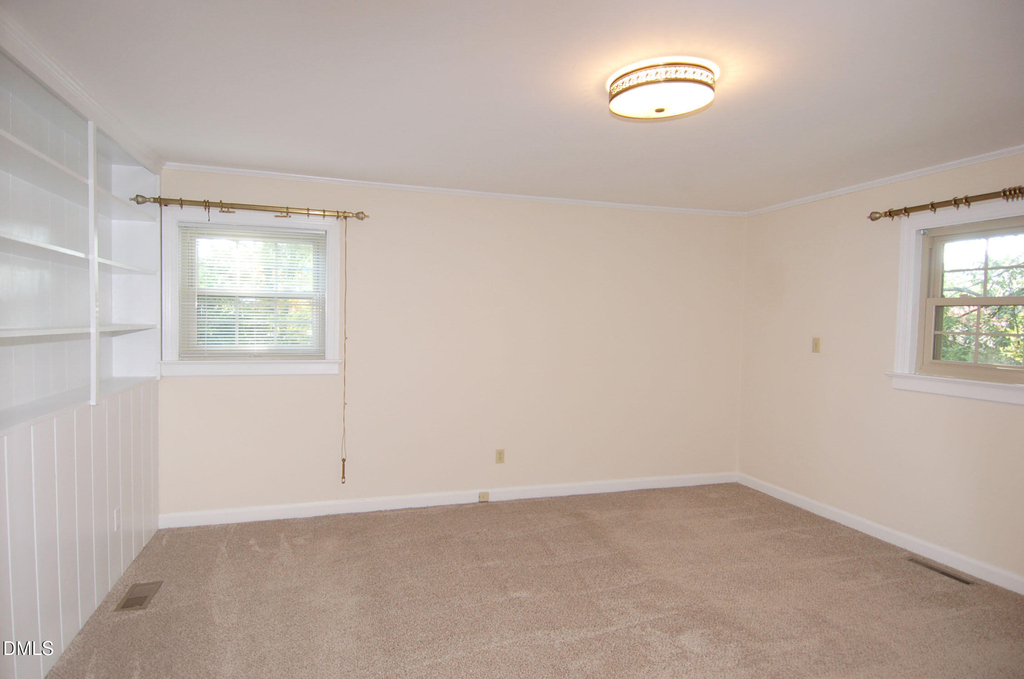 706 Smedes Place - Photo 14