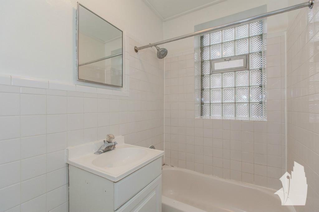 425 W Roscoe - Photo 7