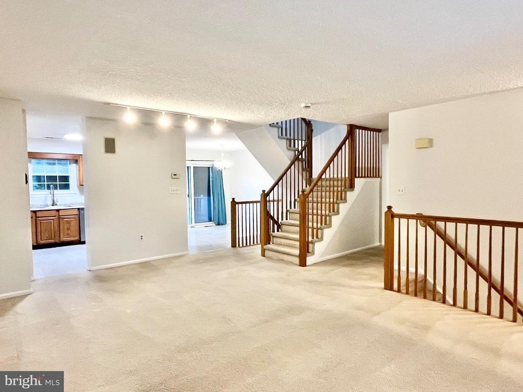 33 Ketley Place - Photo 5