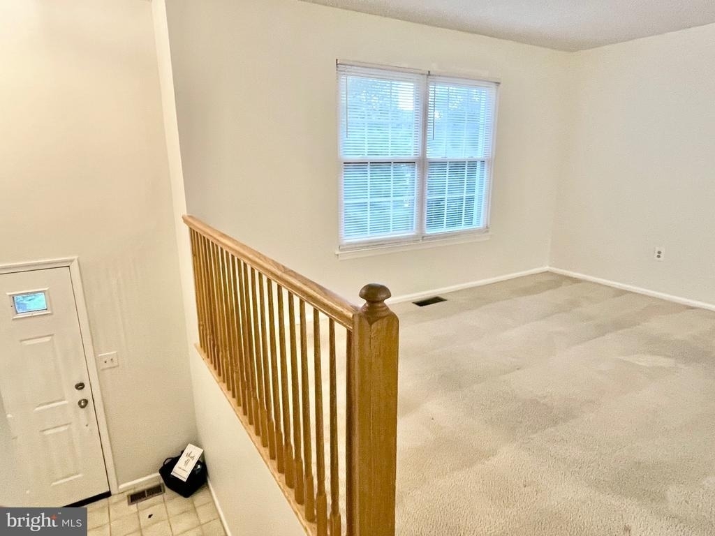 33 Ketley Place - Photo 4