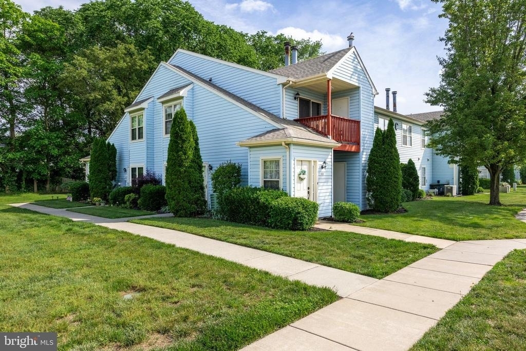 419 Atlanta Court - Photo 1