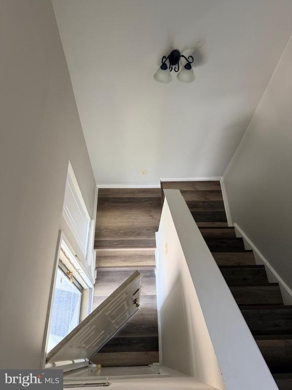 2202 Sandra Road - Photo 3