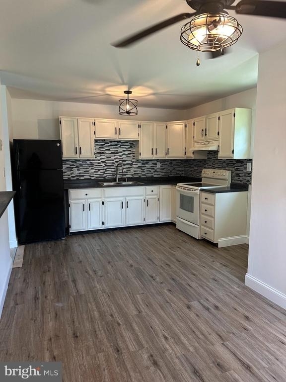 914 W Summer Road - Photo 3