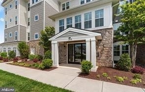 190 Harrier Way - Photo 0