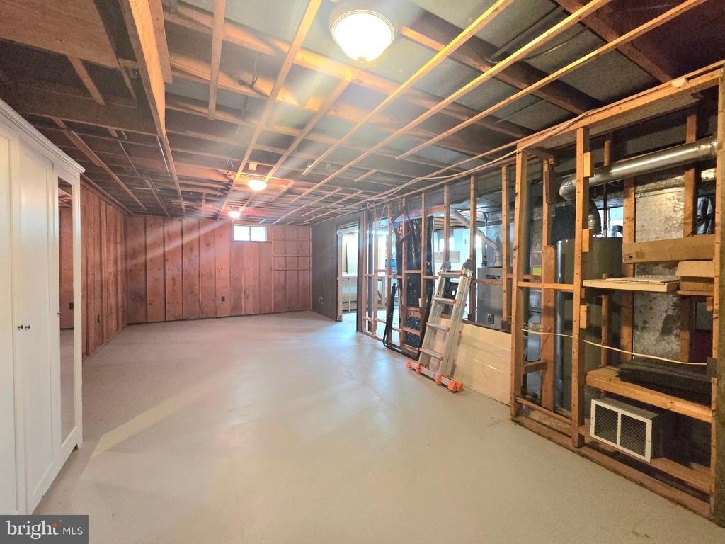 111 Tamarisk Court - Photo 37