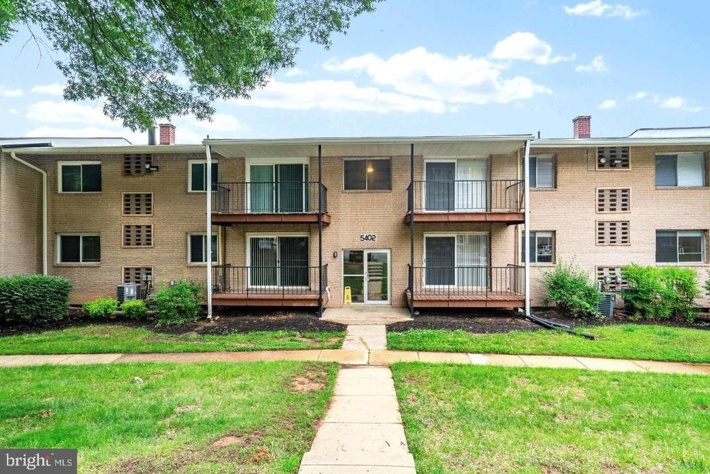5402 85th Avenue - Photo 0
