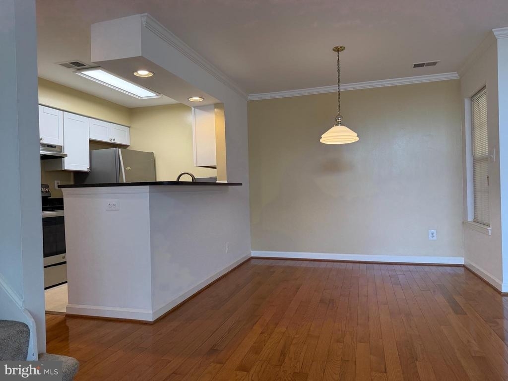 5911 Barbados Place - Photo 8