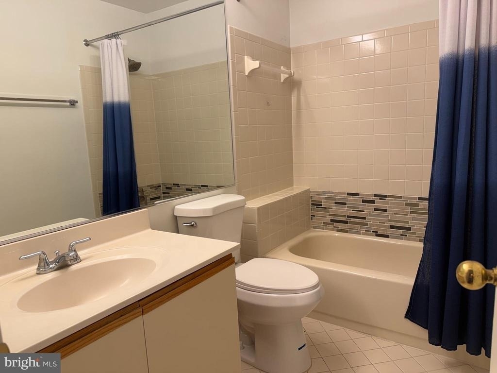 5911 Barbados Place - Photo 24