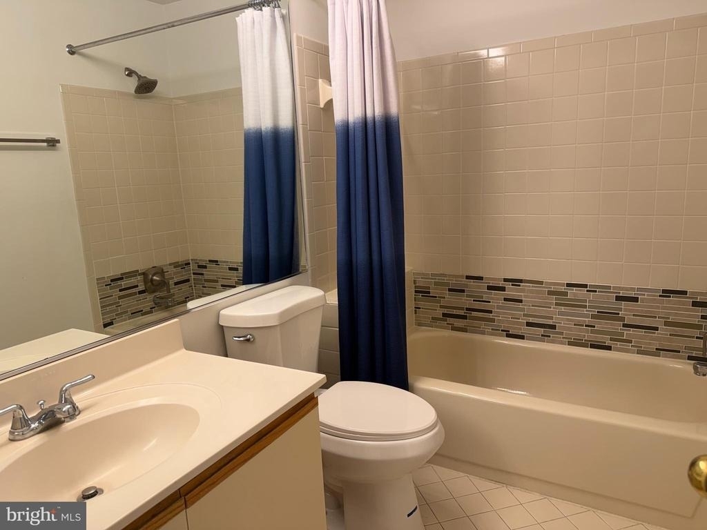 5911 Barbados Place - Photo 25