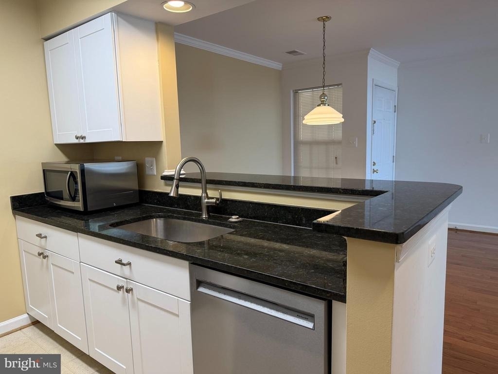 5911 Barbados Place - Photo 7