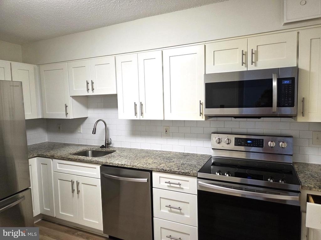 15107 Interlachen Drive - Photo 0