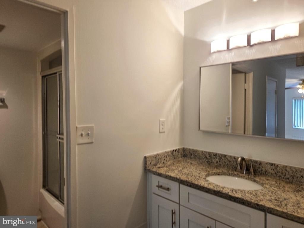 15107 Interlachen Drive - Photo 4