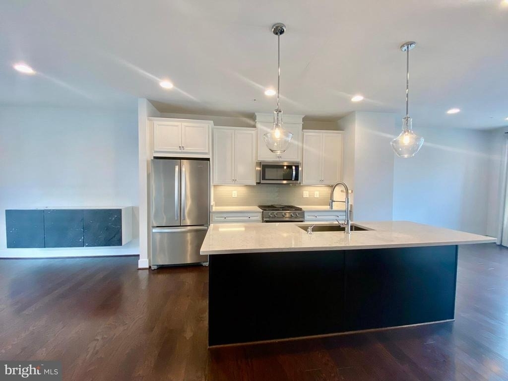 5135 Longstone Way - Photo 5