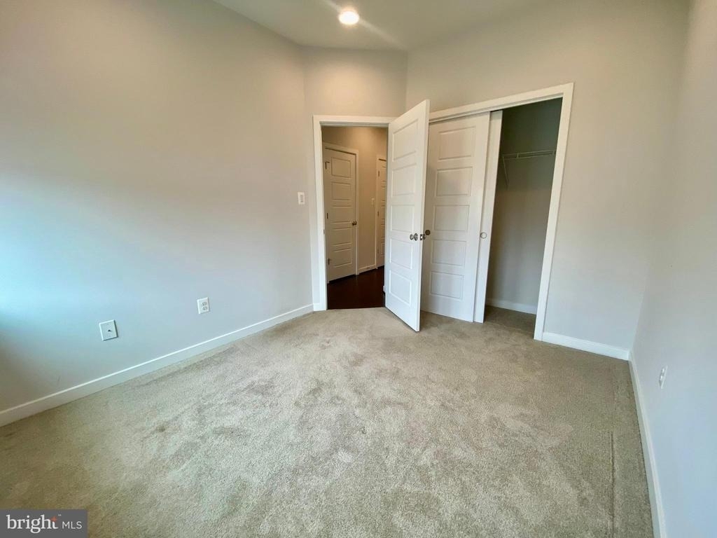 5135 Longstone Way - Photo 16