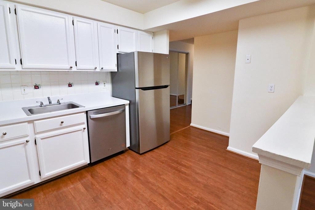 13 Pickering Court - Photo 10