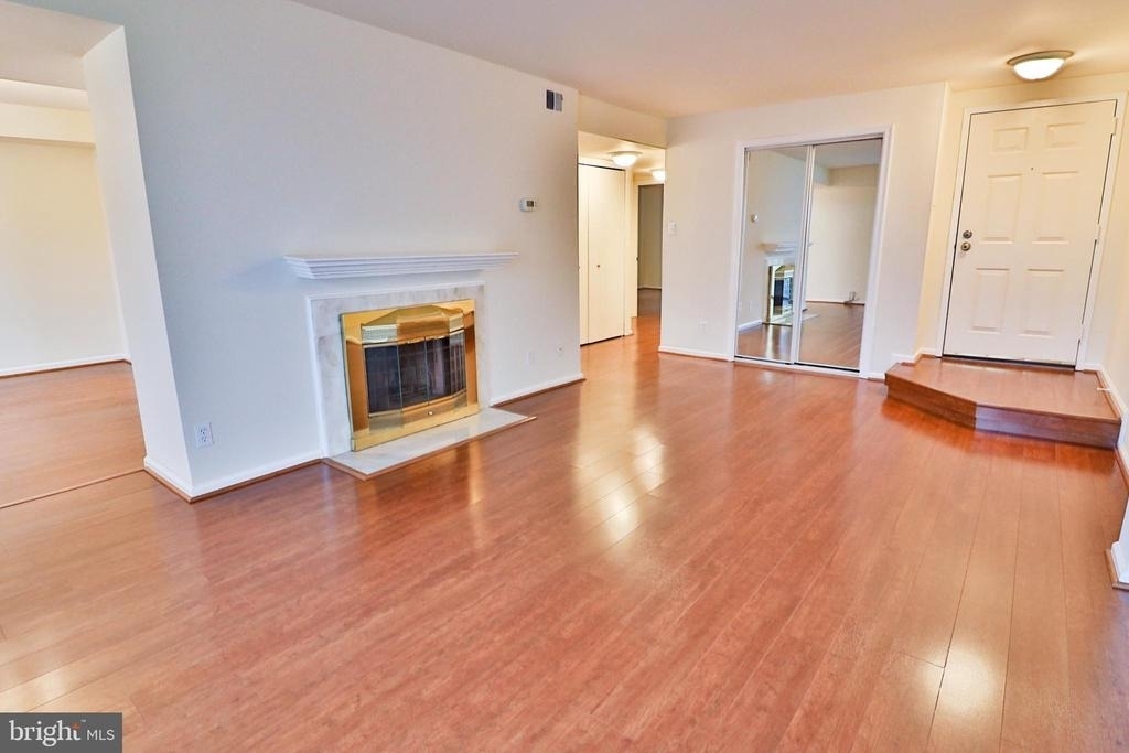 13 Pickering Court - Photo 3