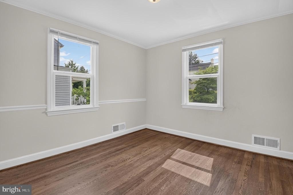 7823 Marion Lane - Photo 11