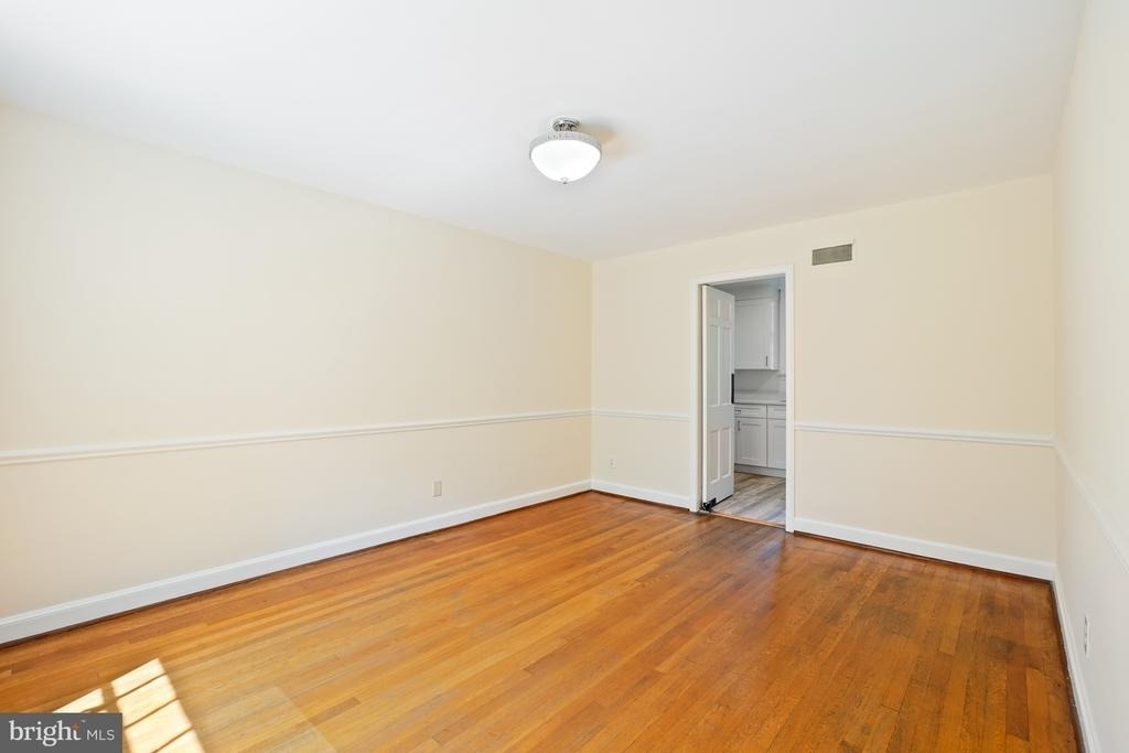 5206 Western Avenue - Photo 9