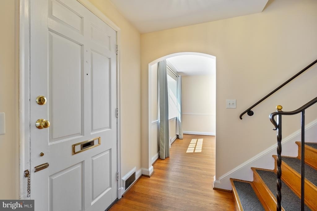 5206 Western Avenue - Photo 3
