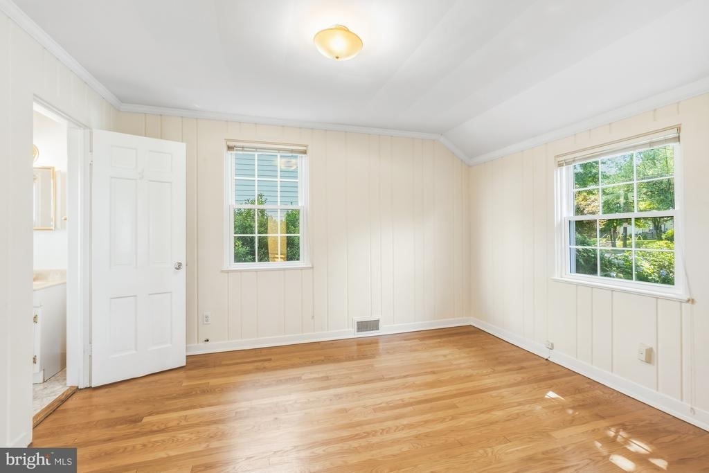5206 Western Avenue - Photo 7